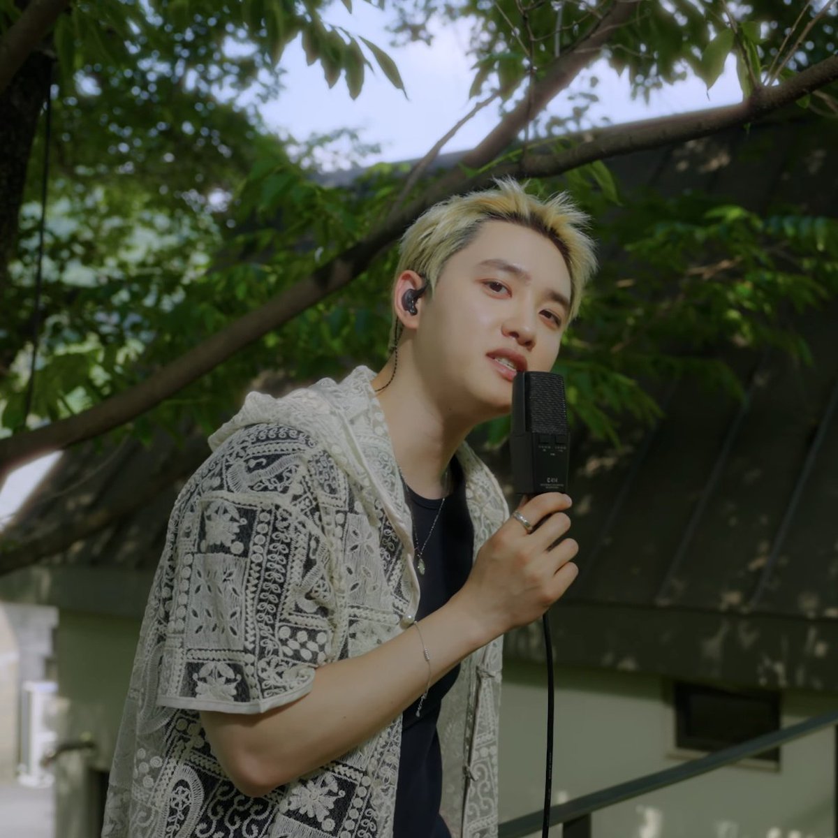 kyungsoo_stan's tweet photo. KYUNGSOO IS SO FINE I WILL NEVER SHUT UP https://t.co/TXb8lgx60S