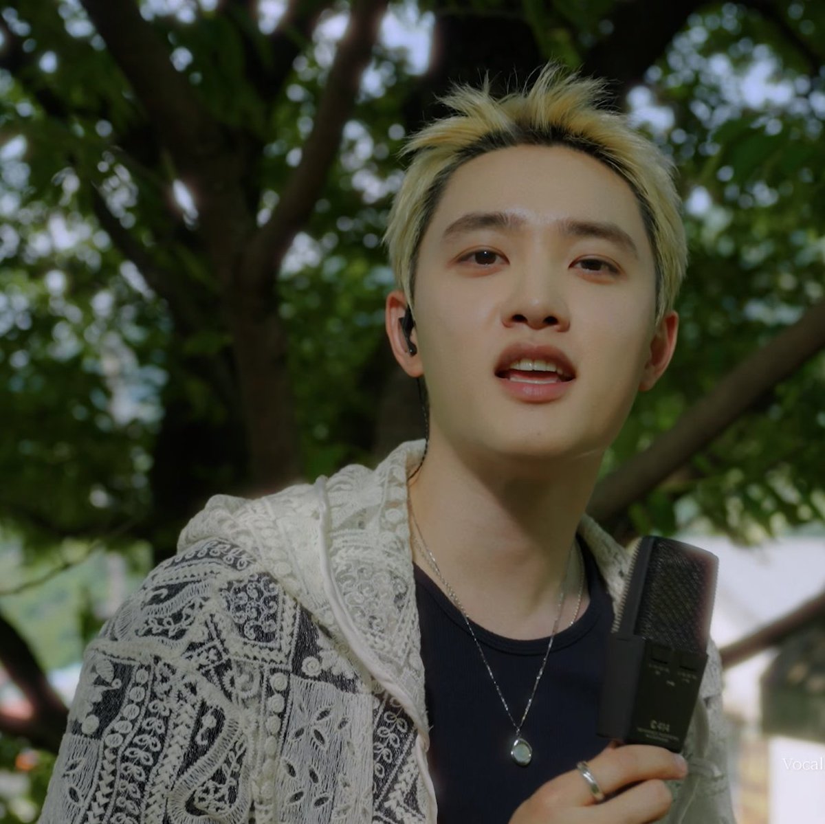 kyungsoo_stan's tweet photo. KYUNGSOO IS SO FINE I WILL NEVER SHUT UP https://t.co/TXb8lgx60S