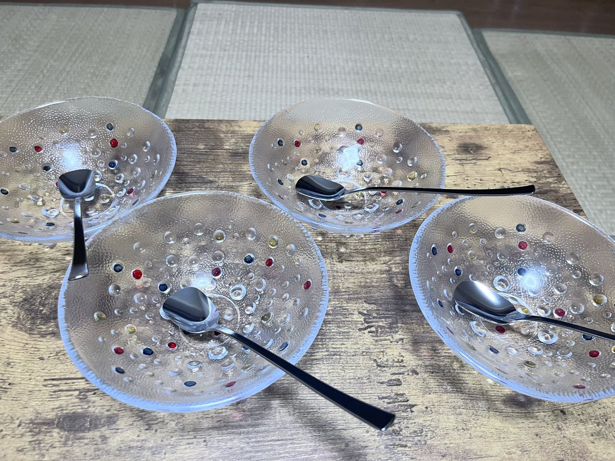 二見彩葉さん＠Iroha_Futami から誕生日プレゼントを頂きました

スプーンは、日本かき氷協会のかき氷を食べる為用の専用スプーン🥄

ありがとう😊