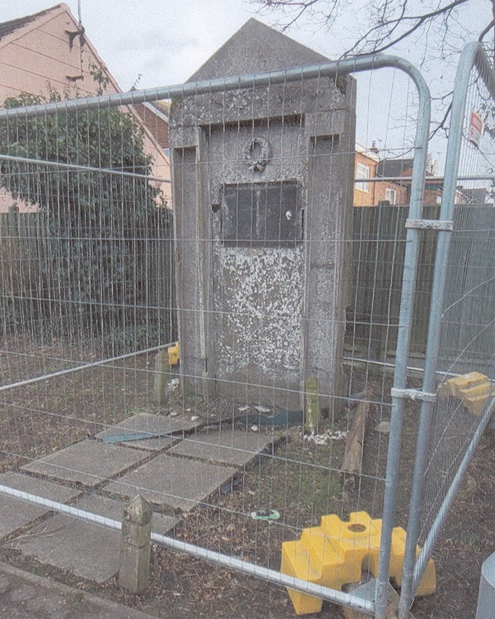 WarMemorials's tweet image. Shrub End #WarMemorial near #Colchester, #Essex received grants of £1,170 then £17,180 to plan and deliver a comprehensive #repair project to this unusual concrete memorial. #ThankYou to everyone whose donations made this possible warmemorialsonline.org.uk/memorial/137718 warmemorials.org/search-grants/…