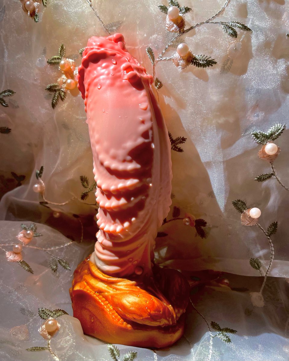 30% off, it’s the best time to grab ÖLZIITEI, our best-seller!