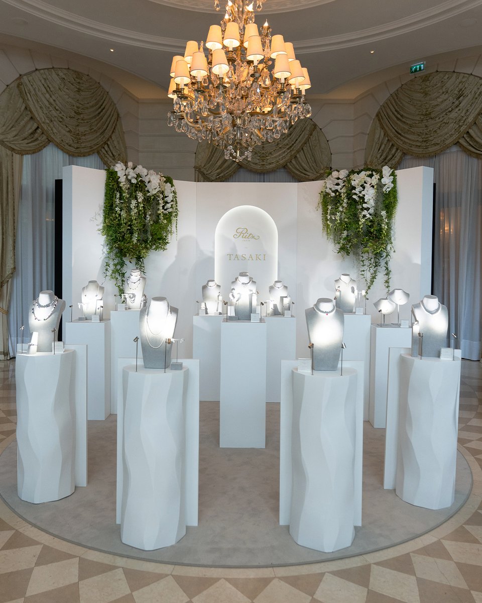 TASAKI_JP's tweet image. 特別なハイジュエリーコレクション「RITZ PARIS par TASAKI (リッツ パリ パー TASAKI)」をパリ オートクチュールウォークにて発表いたしました。
伝説のホテルに息づく洗練と革新を映し出す、珠玉のマスターピースをご堪能ください。
#TASAKI
bit.ly/3U3z7fX