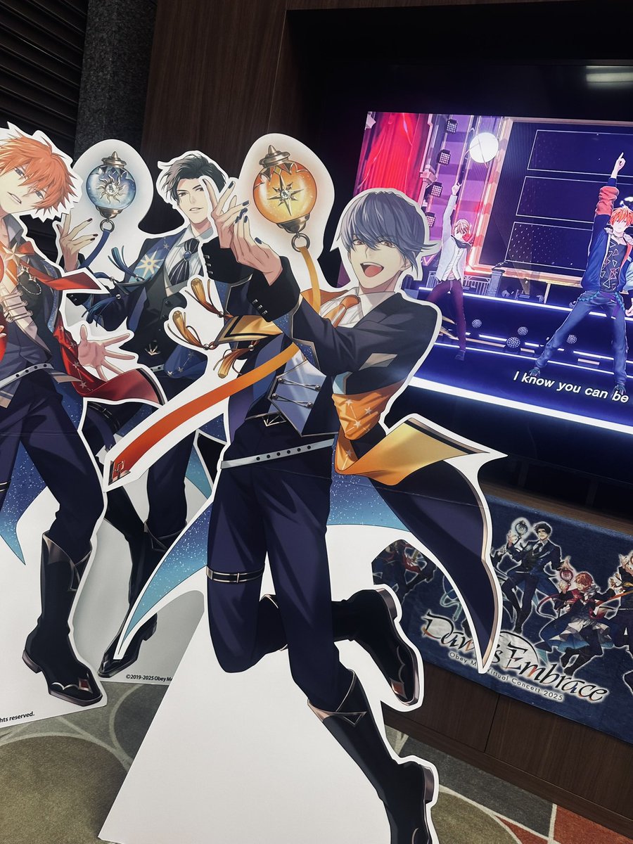TB5vr's tweet image. 生きています!先日湊さんと袋さんと一緒にVRを体験して推しシーシャをやってきたよ〜という記録を残しますねえ
久しぶりにobmのお話ができ、VRでまじまじと悪魔たちを見、楽しかった〜!ありがとうございました🙌 スタッフさんが三男パネルを移動してくれ、感謝…