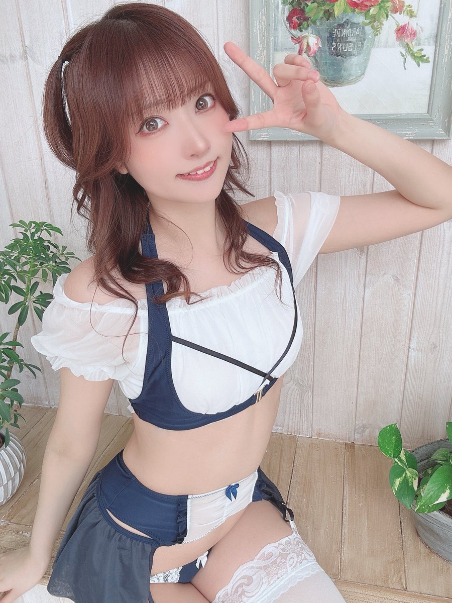 ピーース！