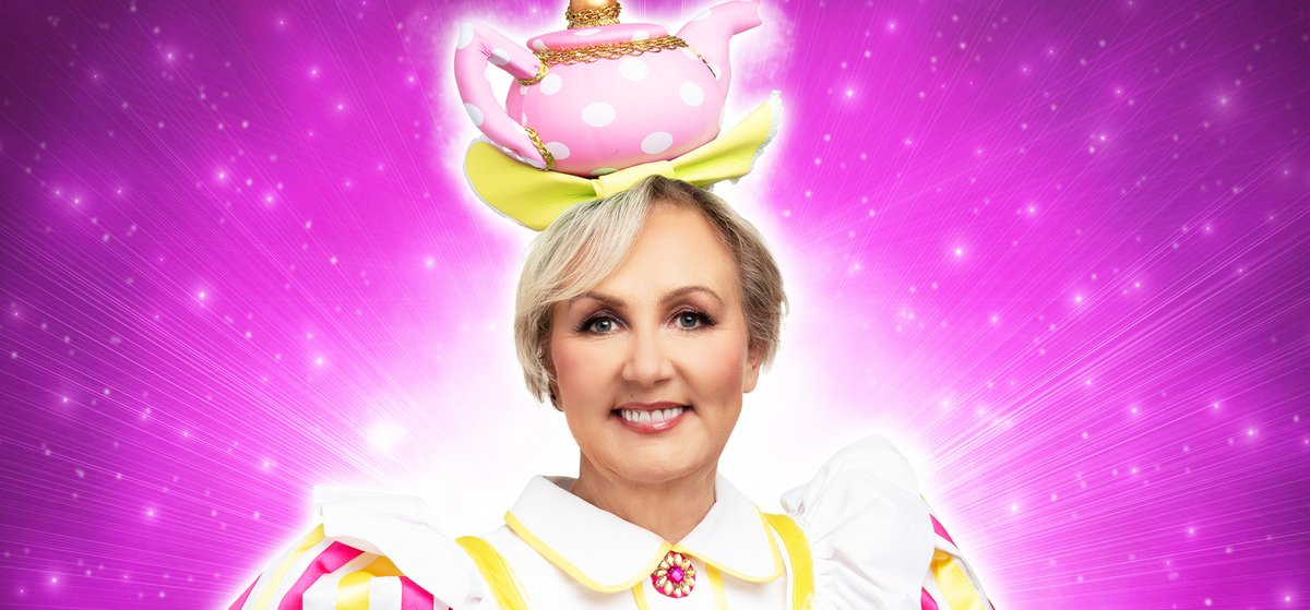 On: Yorkshire, What's On, Theatre Guide, Gig Guide (@on_magazine) on Twitter photo INTERVIEW: <a href="/loosewomen/">Loose Women</a>'s Sue Cleaver on life after <a href="/itvcorrie/">Coronation Street</a> - and her first ever panto role at <a href="/NewTheatreHull/">Hull New Theatre</a> yorkshire-theatre-guide.com/interviews/sue… INTERVIEW: <a href="/loosewomen/">Loose Women</a>'s Sue Cleaver on life after <a href="/itvcorrie/">Coronation Street</a> - and her first ever panto role at <a href="/NewTheatreHull/">Hull New Theatre</a> yorkshire-theatre-guide.com/interviews/sue…
