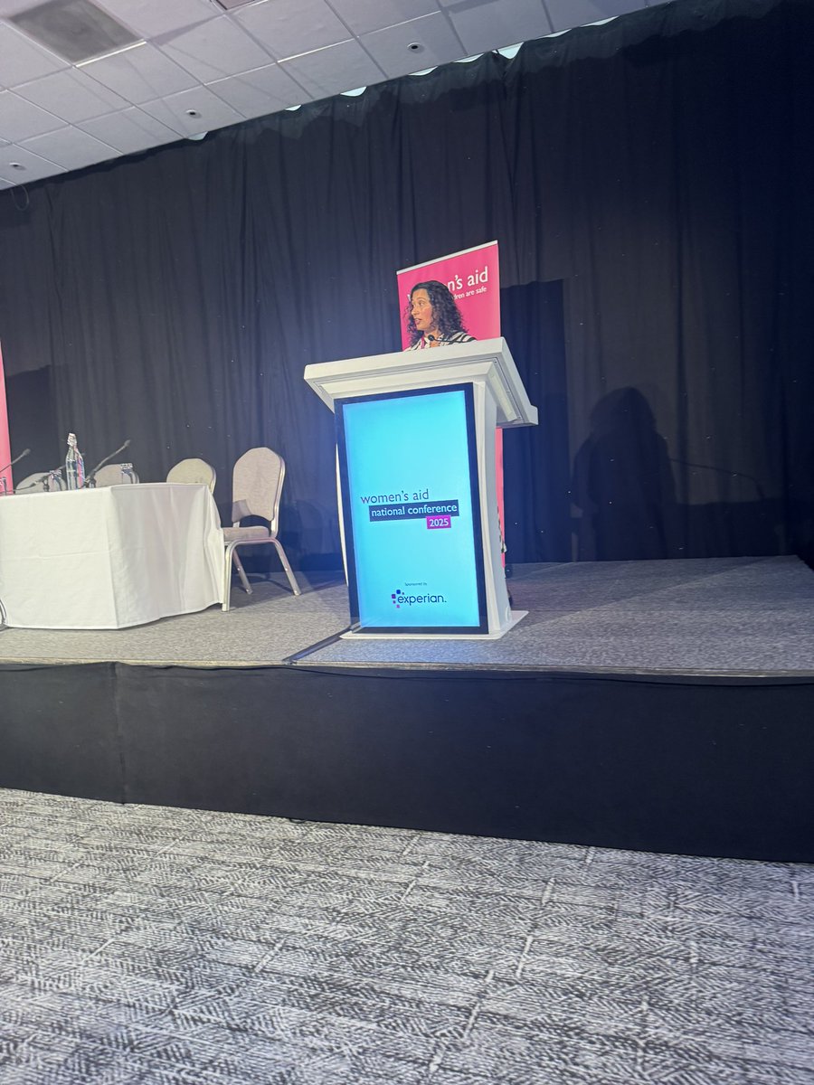 RoshniBham's tweet image. Inspiring opening delivered by @FarahNazeerCEO at the @womensaid Conference. Her powerful words and unwavering commitment to ending VAWG set the tone for a day of reflection, action, and hope. #WomensAid #EndDomesticAbuse