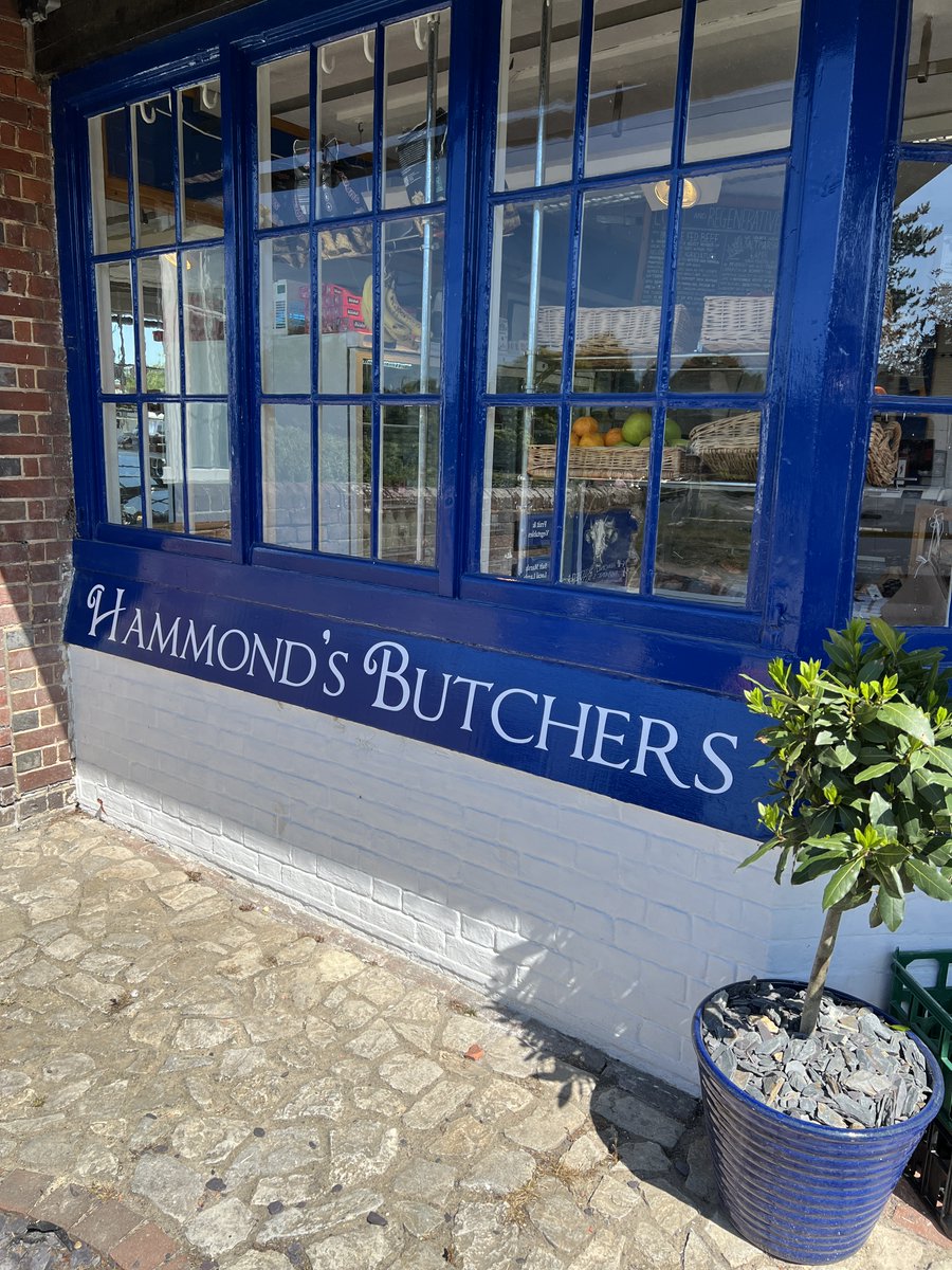 KnockoutPrint's tweet image. We have completed a lovely little job for our friends at Hammonds Butchers.

If you require any signage, printing, merchandise or packaging, send us an email: Info@knockoutprint.co.uk

#knockoutsigns #knockoutprint #local #localbusiness #printing #printwork #localprinting
