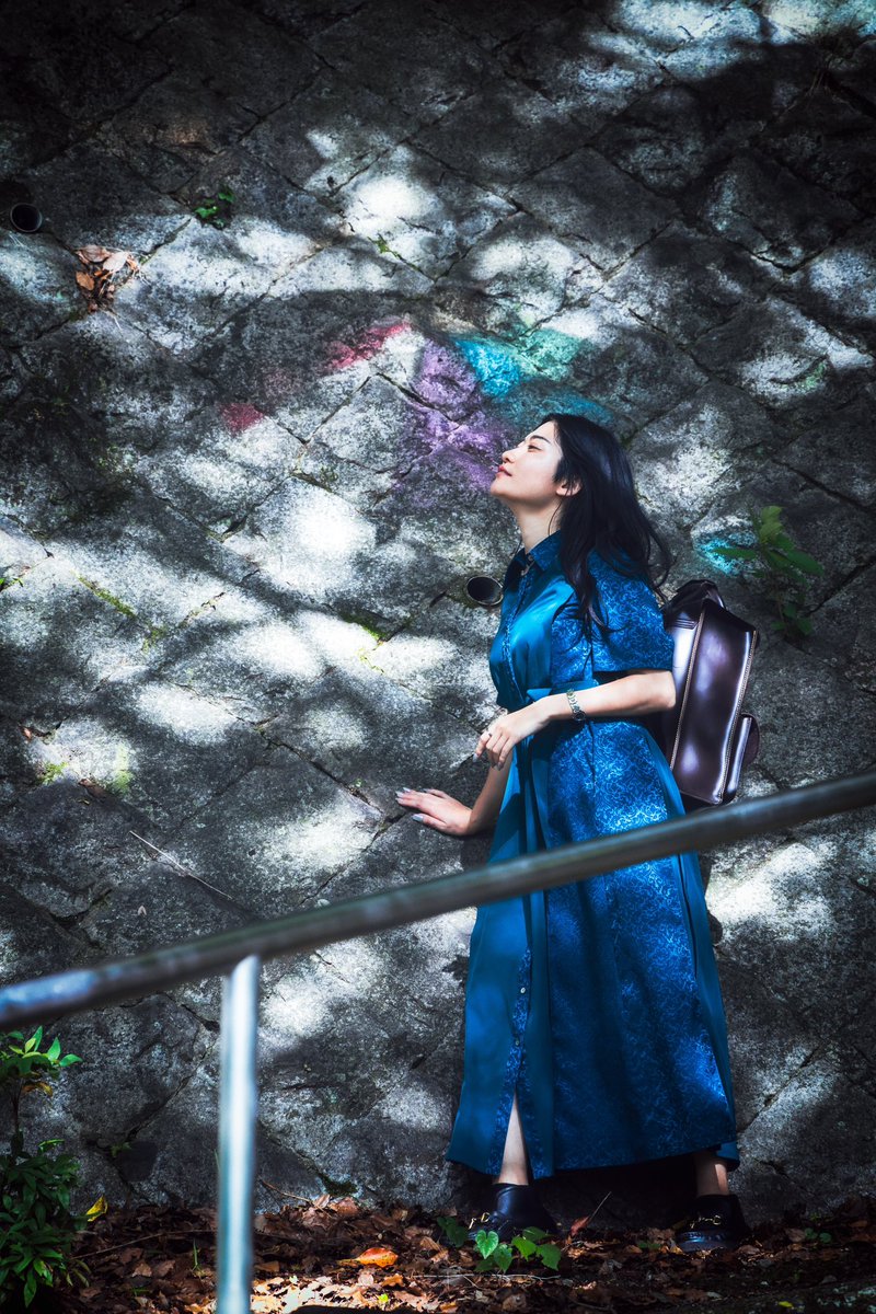 respect_creater's tweet photo. 太陽のプロジェクター

Model：葵さん

こんなにカラフルに傘の影投影されててすごってなりました

#portrait #ポートレート 
#ファインダー越しの私の世界 https://t.co/7kMa7mZZpA