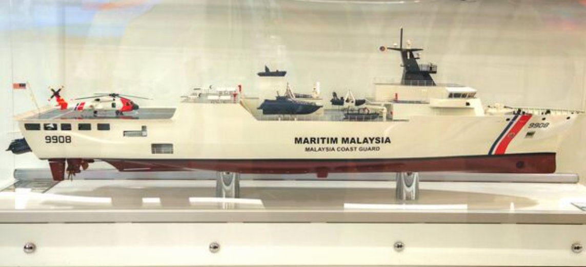 MASAOMORITR's tweet photo. #MPMS #Malaysia #Desan #Türkei
Produktionsstart des Küstenwachschiffs mit 4 Interventionsbooten und 2 Drohnen für die malaiische Marine. Auslieferung 2027.
@Grnfink2 @DarthFreder @SvenReh
h/t @TayfunOzberk https://t.co/ZNUxM5dg6J