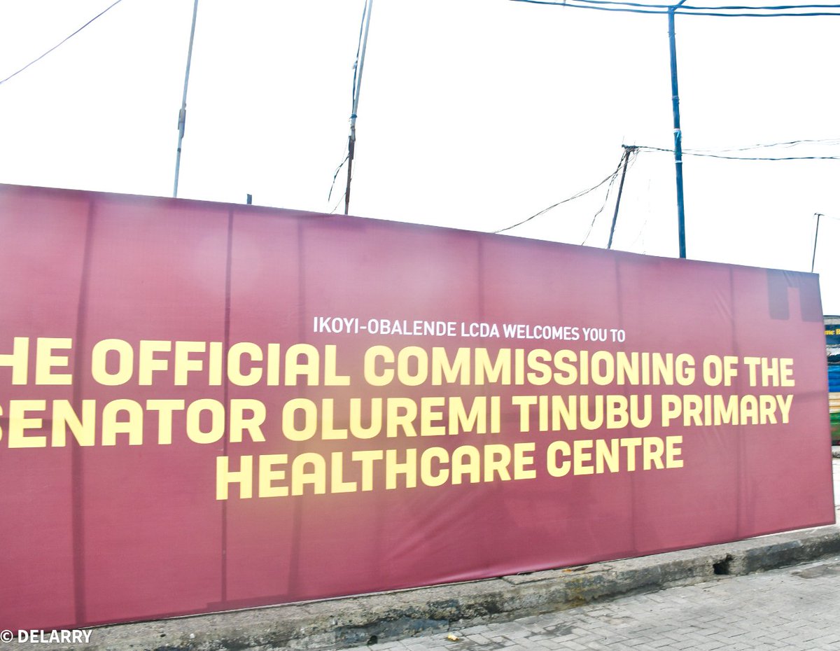 AdepegbaOlanre1's tweet photo. Commissioning of Sen. Oluremi Tinubu Primary Health Care Centre built by Hon. Fuad Atanda LAWAL the Executive Chairman Ikoyi - Obalende Lcda

📷@DELARRYPHOTOGRAPHY

#droneguy #photographer https://t.co/2PRsiVHTVi