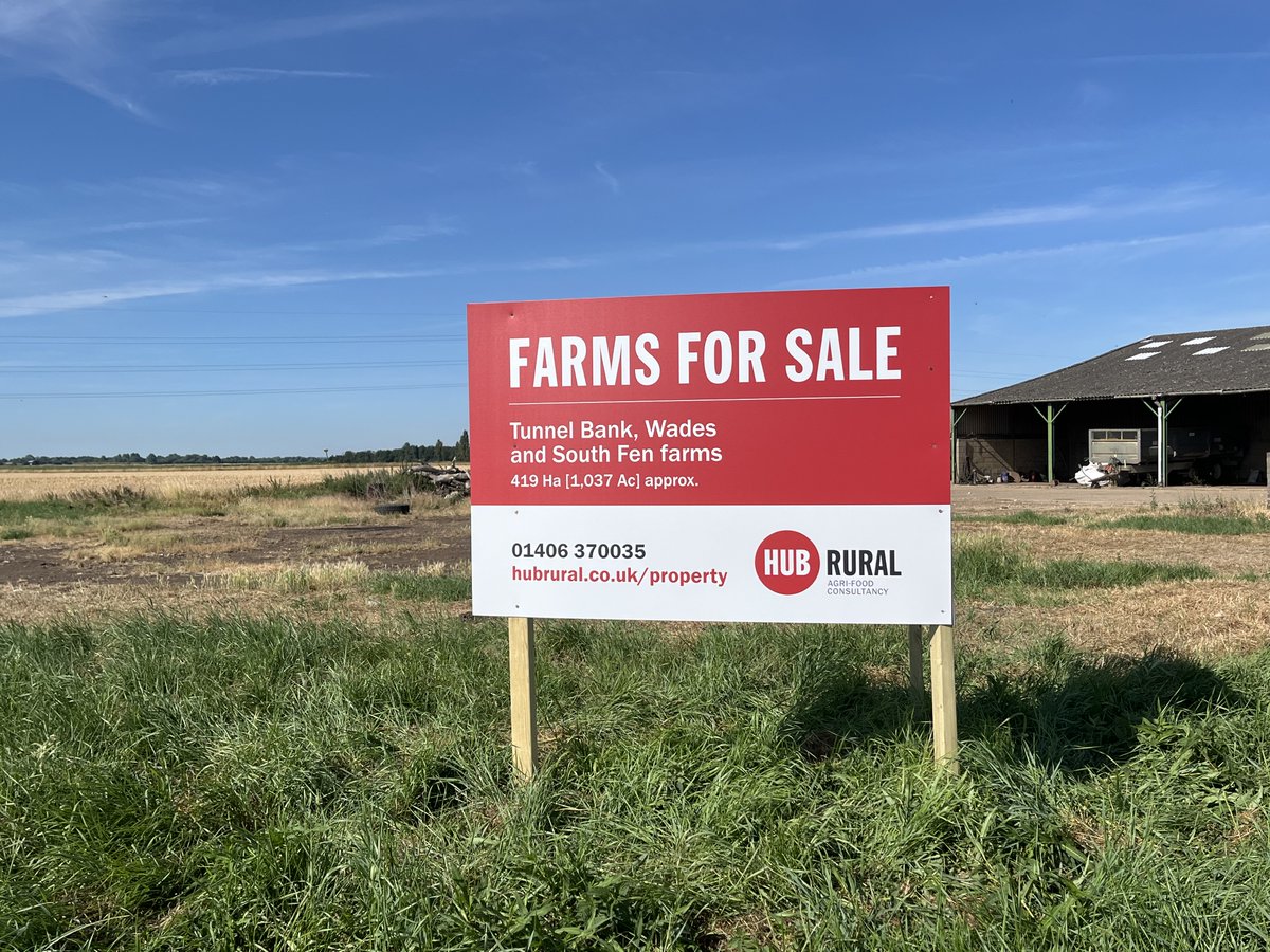 Hub Rural (@hubruralltd) on Twitter photo FOR SALE - Tunnel Bank, Wades & South Fen Farms, Bourne, Lincolnshire
419 Ha (1,037 Ac) approx.
For further details contact Sam Booth sam@hubrural.co.uk or 07849 911084 FOR SALE - Tunnel Bank, Wades & South Fen Farms, Bourne, Lincolnshire
419 Ha (1,037 Ac) approx.
For further details contact Sam Booth sam@hubrural.co.uk or 07849 911084