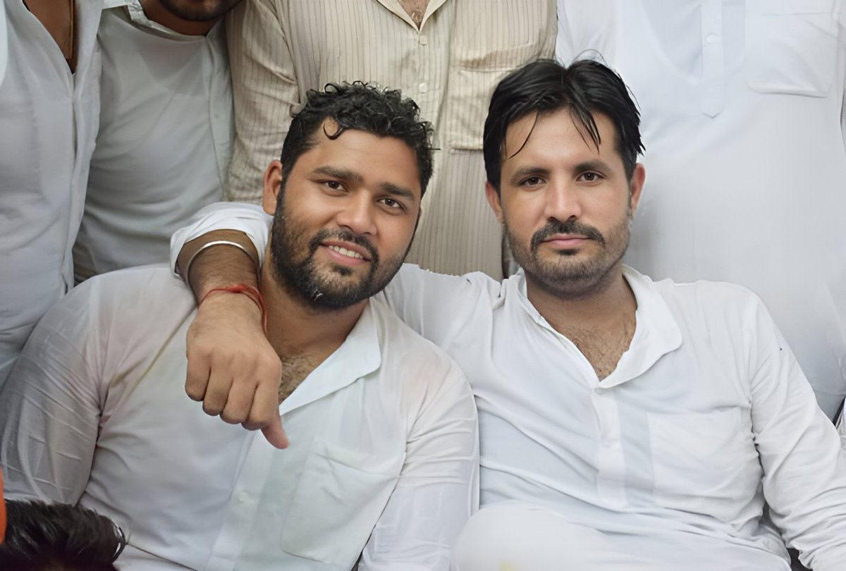 Ashok Chandna (@ashokchandnainc) on Twitter photo जहाँ देखने वाला कोई नहीं है, वहाँ भी पूरी निष्ठा से मेहनत करते रहो, यही शिक्षा देने वाले और संगठन का काम सिखाने वाले आदरणीय गुरु अमरिंदर सिंह राजा बरार जी को कोटि-कोटि प्रणाम l🙏 <a href="/RajaBrar_INC/">Amarinder Singh Raja Warring</a> <a href="/INCPunjab/">Punjab Congress</a> <a href="/IYC/">Indian Youth Congress</a> जहाँ देखने वाला कोई नहीं है, वहाँ भी पूरी निष्ठा से मेहनत करते रहो, यही शिक्षा देने वाले और संगठन का काम सिखाने वाले आदरणीय गुरु अमरिंदर सिंह राजा बरार जी को कोटि-कोटि प्रणाम l🙏 <a href="/RajaBrar_INC/">Amarinder Singh Raja Warring</a> <a href="/INCPunjab/">Punjab Congress</a> <a href="/IYC/">Indian Youth Congress</a>