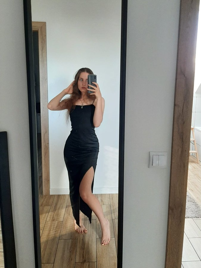 SimpHunterSophi's tweet photo. przecież nie zrobię ci krzywdy ~ ♡ https://t.co/Lid1fjKgm6