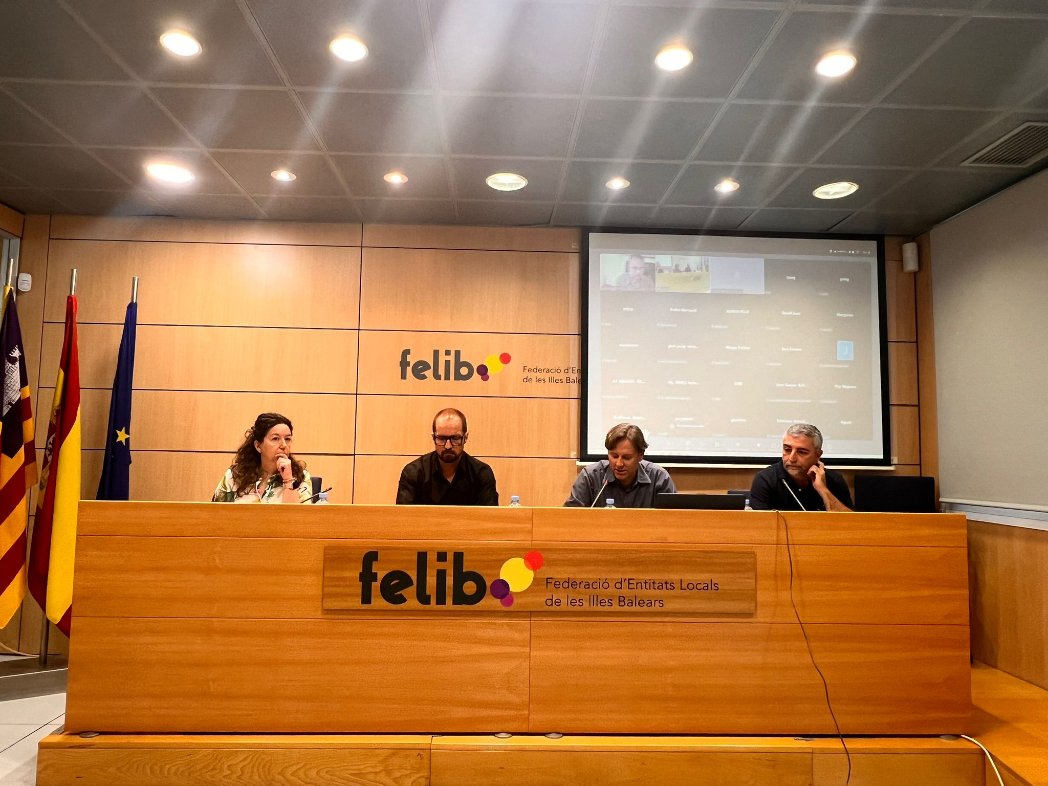 Aquest matí, la seu de la #FELIB ha acollit una jornada sobre infraccions en sol rústic, a càrrec de l'Agència de Defensa del Territori de Mallorca.