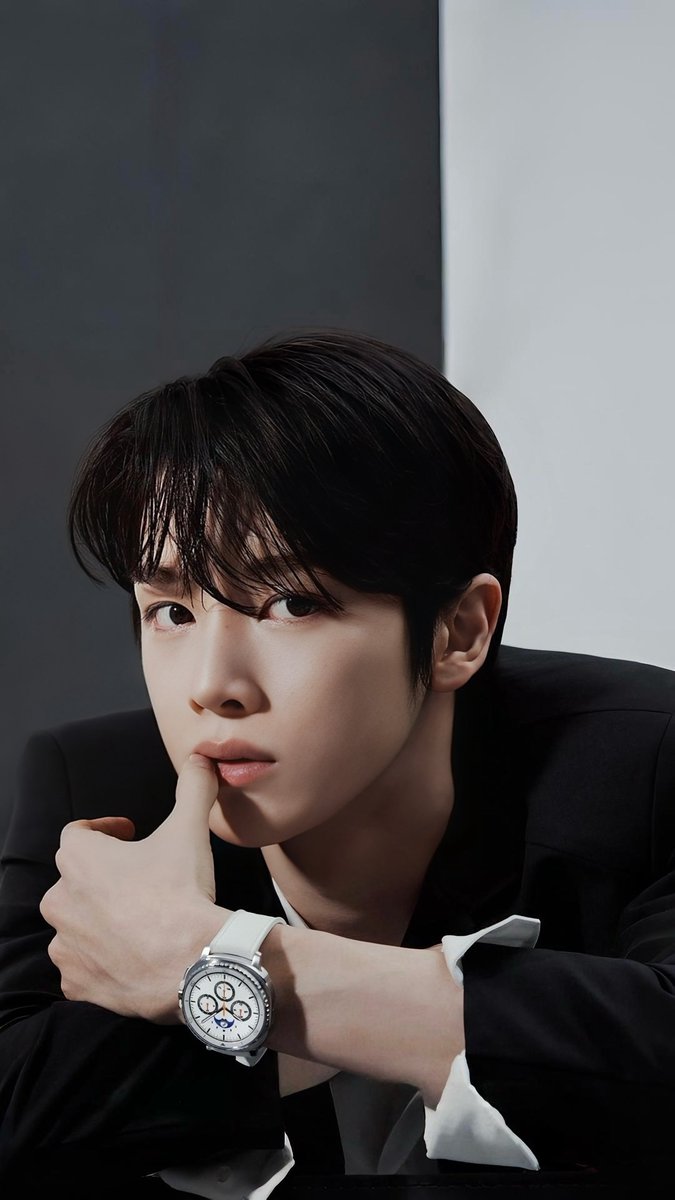 lemon_nuna22's tweet photo. リクエスト ソンチャン
【ロゴ除去】【4K待ち受けサイズ】
RIIZE GALAXY WATCH
#Sungchan #ソンチャン #LEMON4K https://t.co/LT8mKb6nTm