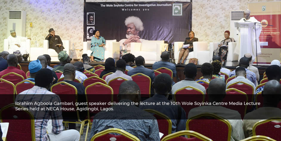 WSoyinkaCentre's tweet image. Between 2018 &amp;amp; 2019, we examined how media covered conflict.
The 10th #WSCLecture explored media narratives around crises like Boko Haram &amp;amp; militancy. At the 2019 lecture, the late @RotimiSankore urged journalists to focus on fact-based &amp;amp; data-driven reporting to find solutions.
