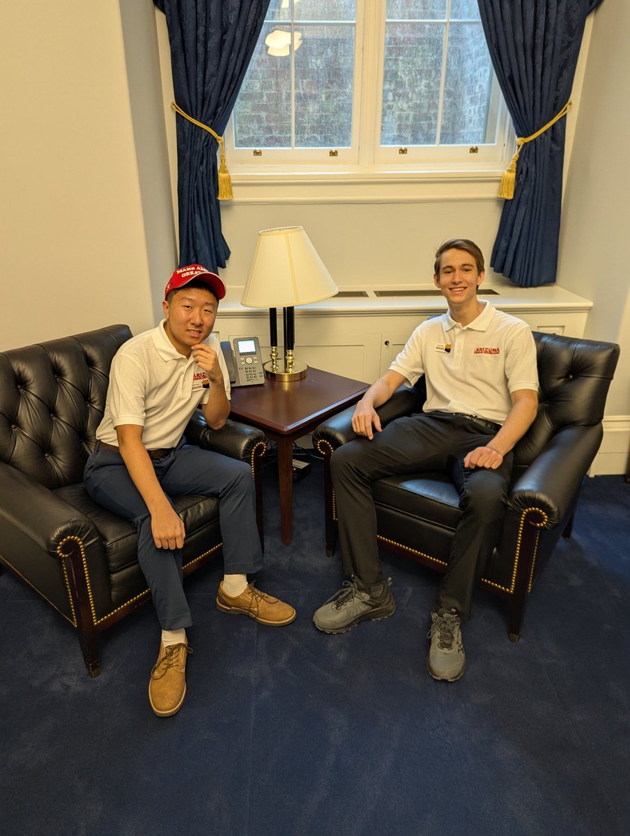 yidicarizona's tweet image. Day Three in D.C. 🇺🇸
We met Senator Cruz and walked all around the Cannon building and Capitol!