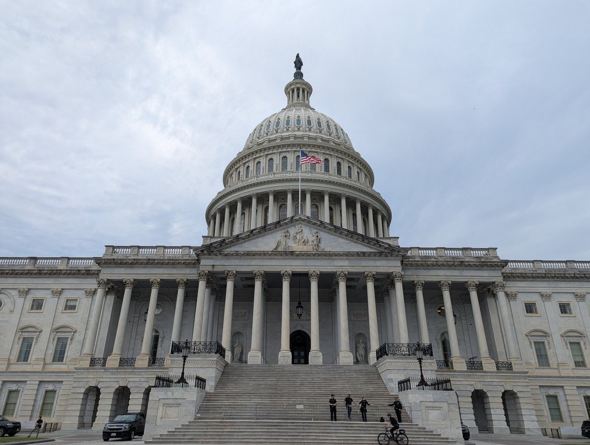 yidicarizona's tweet image. Day Three in D.C. 🇺🇸
We met Senator Cruz and walked all around the Cannon building and Capitol!