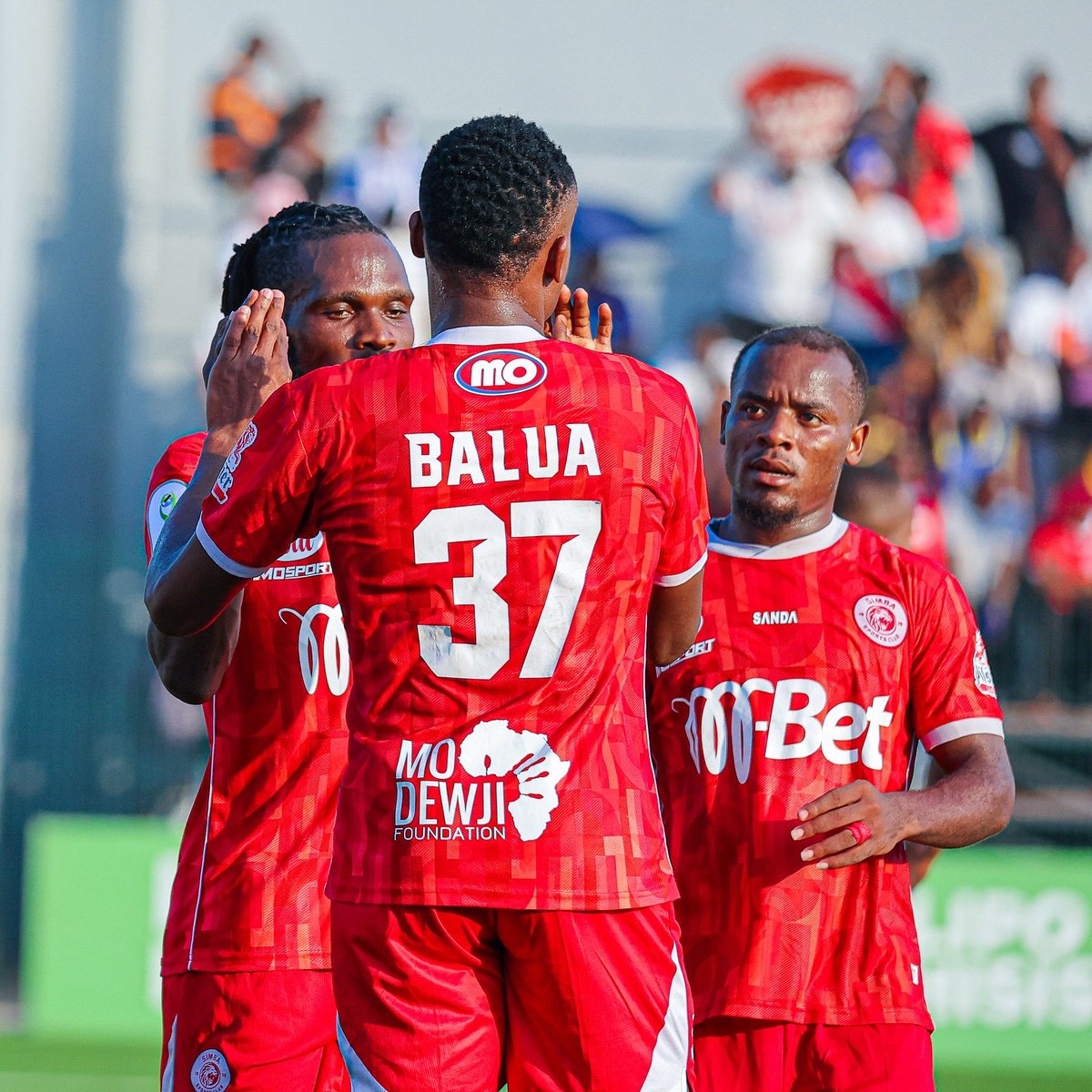 Iamfelixtz's tweet photo. 🚨💣 UPDATES 👇

➡️ Winga wa klabu ya Simba Sc 🇹🇿 Edwin Balua amejiunga na klabu ya Enosis Union ya Cyprus 🇨🇾 kwa mkopo wa msimu mmoja.

✅ Done &amp; Sealed 🔒 https://t.co/neiaUQYC5l