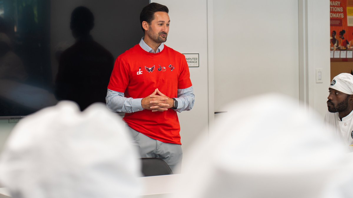 ZacharyLeonsis's tweet image. Following my recent appointment to the @dcck Board of Directors, @MSE organized a company-wide week of volunteering. My team and I joined yesterday’s session, where we packaged beans and rice to distribute to the community — a powerful reminder of the impact we can have when we…