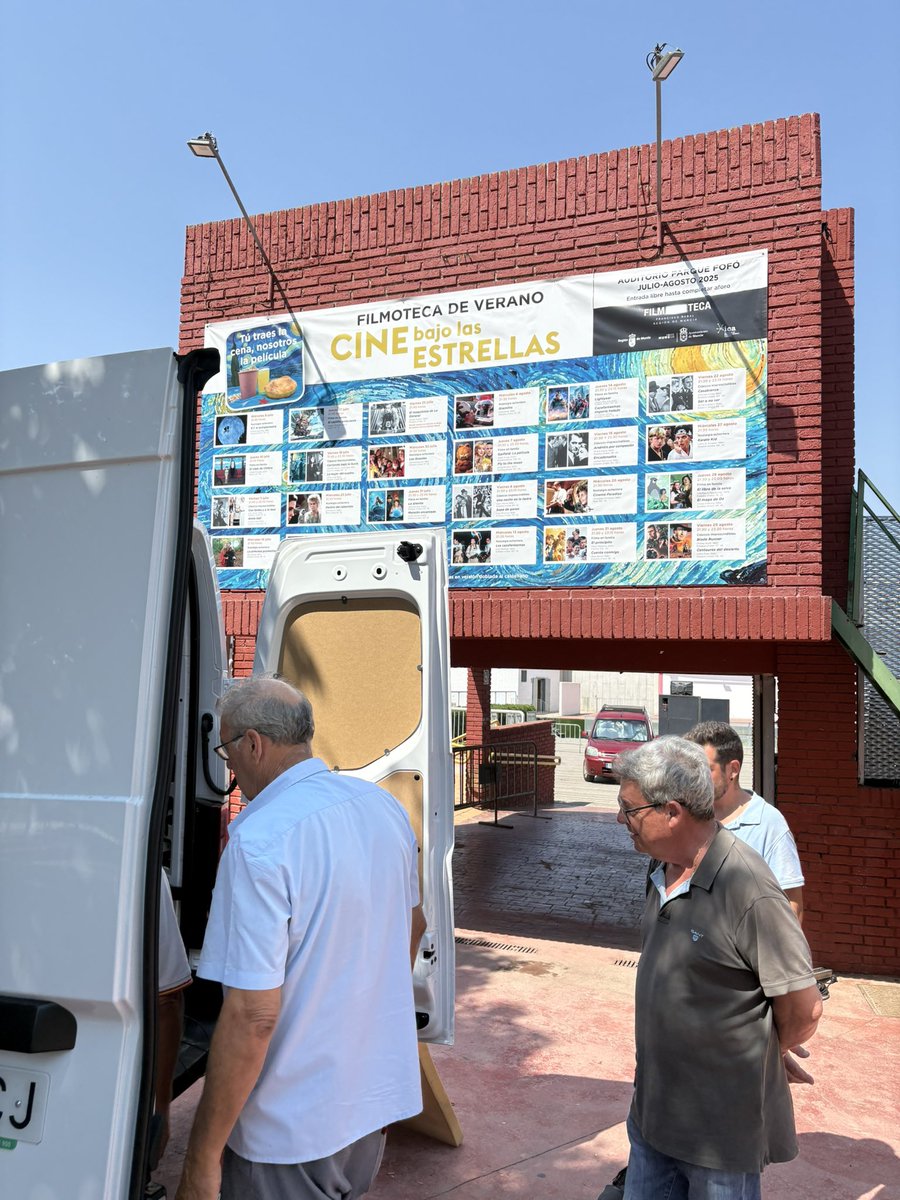 Gracias a la <a href="/FilmotecaMurcia/">Filmoteca Región de Murcia</a> por contar con nosotros para la instalación del Cine bajo las estrellas. Hemos instalado un proyector NEC digital y sonido estéreo. Un éxito absoluto que los murcianos ya están disfrutando.