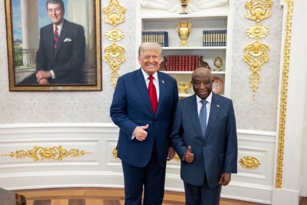 US_SrAdvisorAF's tweet image. The President actually complimented the language skills of the Liberian President. I was in the meeting and everyone was deeply appreciative of the President’s time and effort. The continent of Africa has never had such a friend in the White House as they do in President Trump.