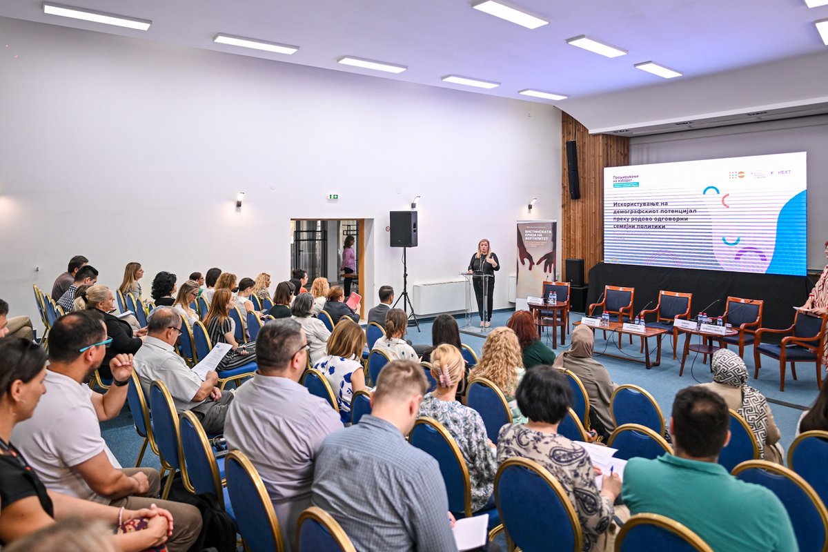 Talking about #SWOP, #WPD &amp; unlocking demographic potential through Gender-Responsive Family Policies! 🤝Strengthening dialogue between gov’t, employers, unions &amp; private sector in #NorthMacedonia. Advocating for policy change, building gov’t capacity, &amp; private sector benefits.