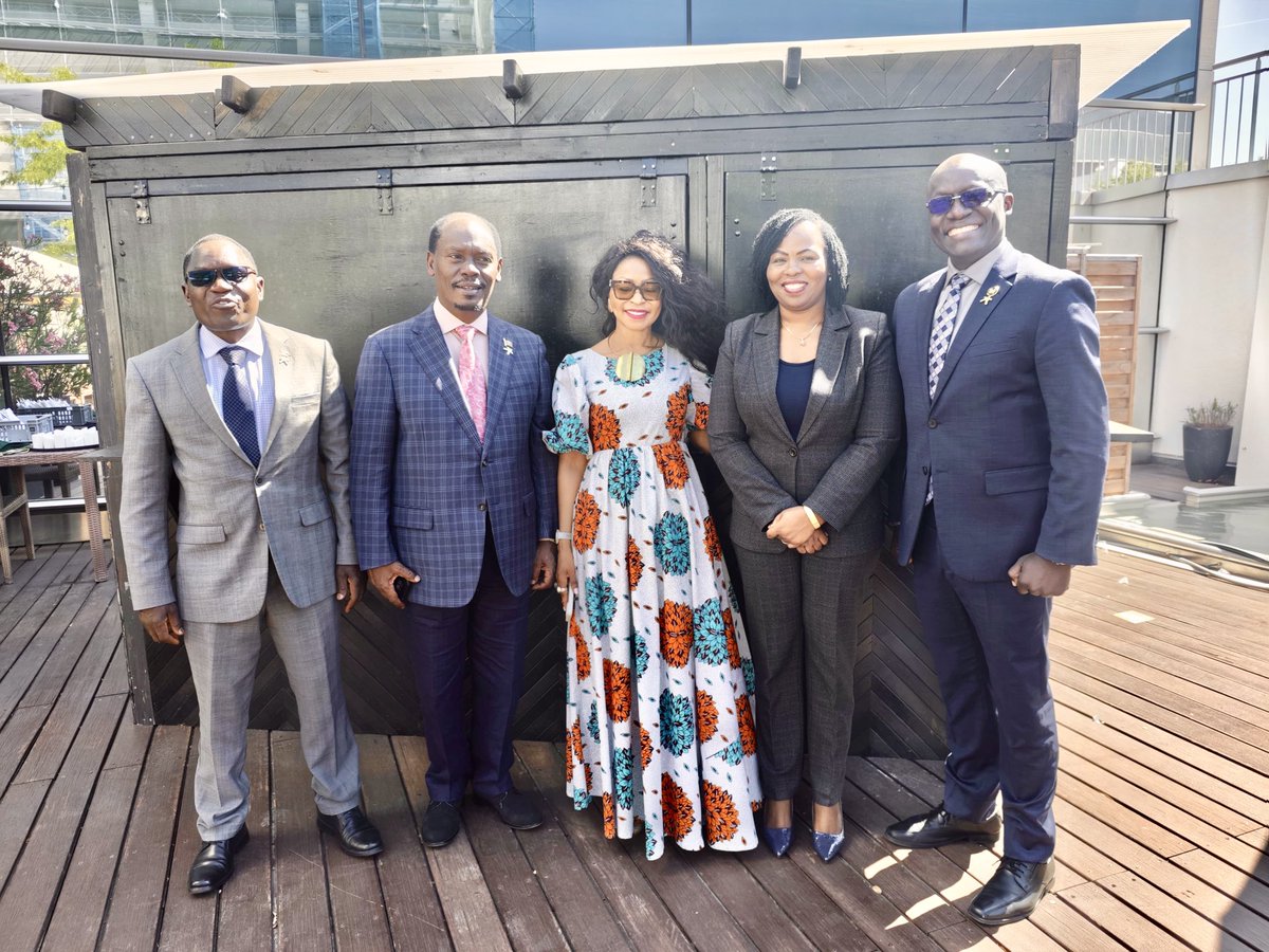 Amb. Philip, Thigo, MBS (@pthigo) on Twitter photo ๐๐ฑ๐๐ฎ๐ป๐ฐ๐ถ๐ป๐ด ๐๐ต๐ฒ ๐๐ผ๐๐ฟ๐๐ต ๐๐ป๐ฑ๐๐๐๐ฟ๐ถ๐ฎ๐น ๐ฅ๐ฒ๐๐ผ๐น๐๐๐ถ๐ผ๐ป ๐ถ๐ป ๐๐ฒ๐ป๐๐ฎ
Always a pleasure catching up with colleagues at the World Economic Forum to advance our shared digital transformation agenda. We continued discussions on the establishment of a ๐๐ฑ๐๐ฎ๐ป๐ฐ๐ถ๐ป๐ด ๐๐ต๐ฒ ๐๐ผ๐๐ฟ๐๐ต ๐๐ป๐ฑ๐๐๐๐ฟ๐ถ๐ฎ๐น ๐ฅ๐ฒ๐๐ผ๐น๐๐๐ถ๐ผ๐ป ๐ถ๐ป ๐๐ฒ๐ป๐๐ฎ
Always a pleasure catching up with colleagues at the World Economic Forum to advance our shared digital transformation agenda. We continued discussions on the establishment of a