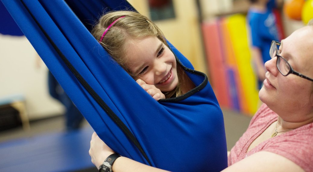 Parents and carers are invited to attend Outreach’s ‘Supporting Sensory Differences’ training session at Bingley Family Hub 17 July at 10am.  

Understand sensory processing and the challenges children face. Gain some strategies you can implement at home:

eequ.org/book/supportin…