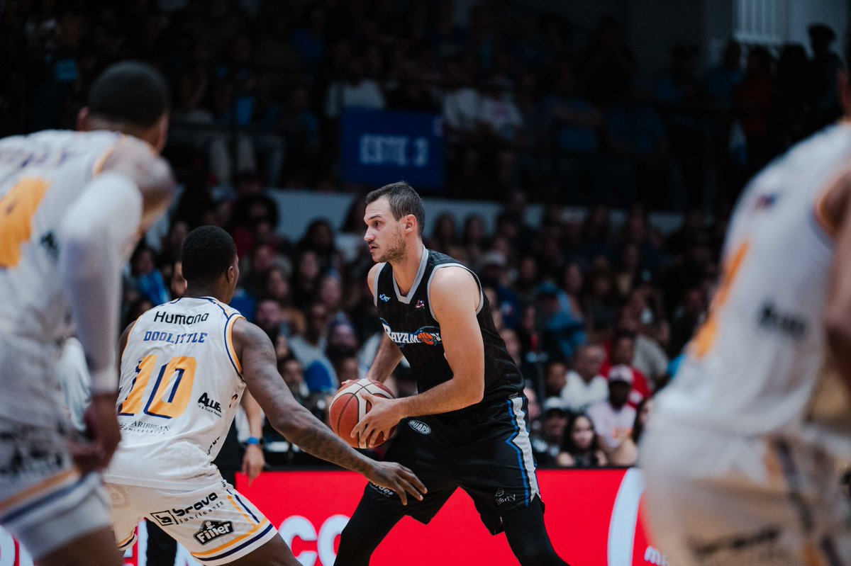 DANILO GALLINARI (@gallinari8888) on Twitter photo 🎯 Game 4: Done.
✅ Series: Closed.
🔥 Conference Finals: We’re in!
Not backing down an inch.
<a href="/VaquerosBSN/">Vaqueros de Bayamón</a>
#VaquerosBSN 🎯 Game 4: Done.
✅ Series: Closed.
🔥 Conference Finals: We’re in!
Not backing down an inch.
<a href="/VaquerosBSN/">Vaqueros de Bayamón</a>
#VaquerosBSN