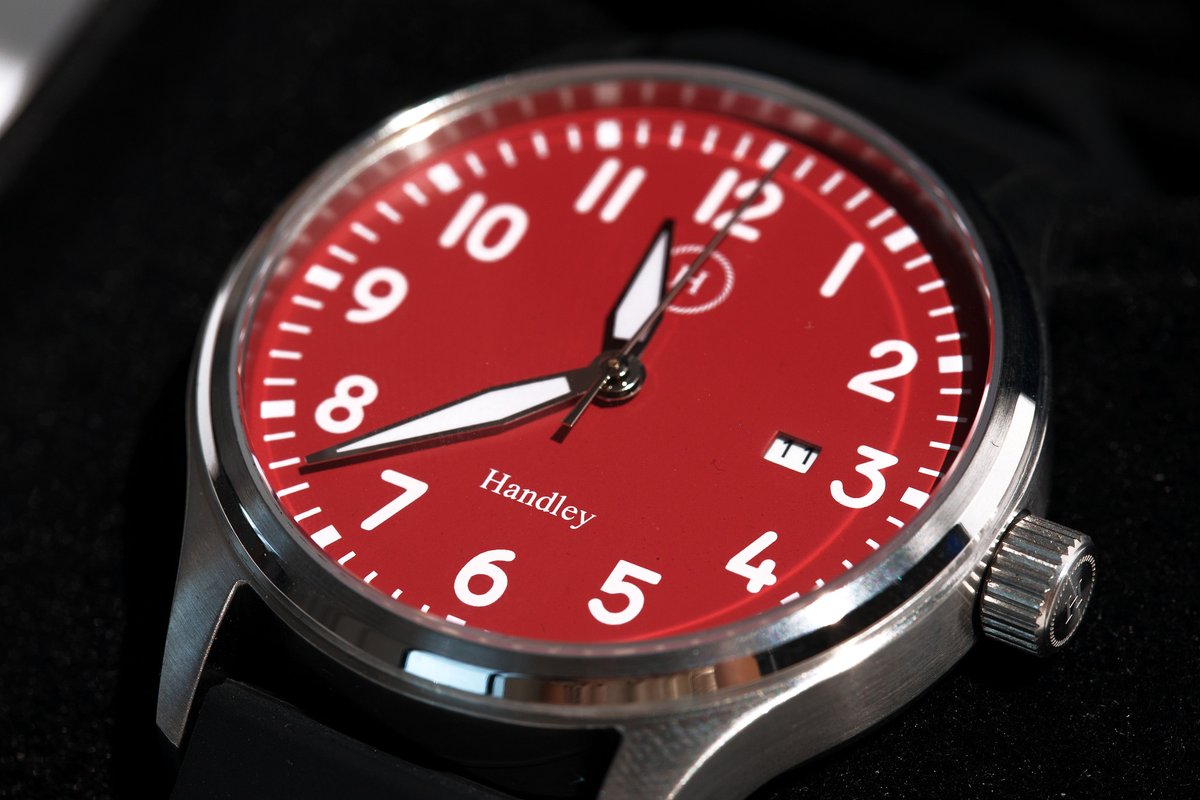 HandleyWatches's tweet photo. The Cardinal, in matte black or silver, perfect colorway switch-up
#handleywatches #rva #wotd #richmondva #richmond #rva #fit #fashion #shopping #fit #fitness #watches #watch #wristpiece #2025 #instagram #instagood #photooftheday #smallbusiness  #instagood #summer https://t.co/IaPcfbPwuP