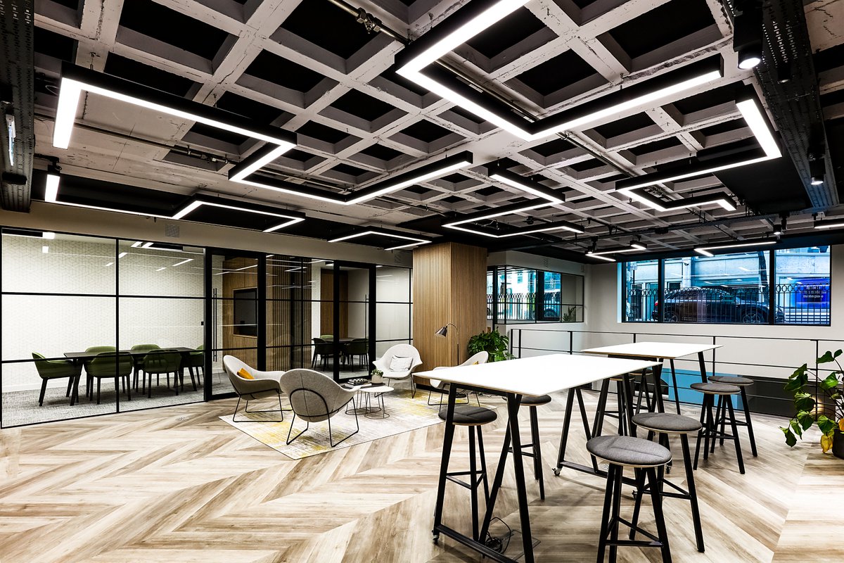 Synergy_Lights's tweet photo. No one ever said:
โI wish the lighting had been more generic.โ
Letโs make it bespoke.
#CustomLighting #UKDesign #SynergyCreativ https://t.co/KxP9I35Eh5