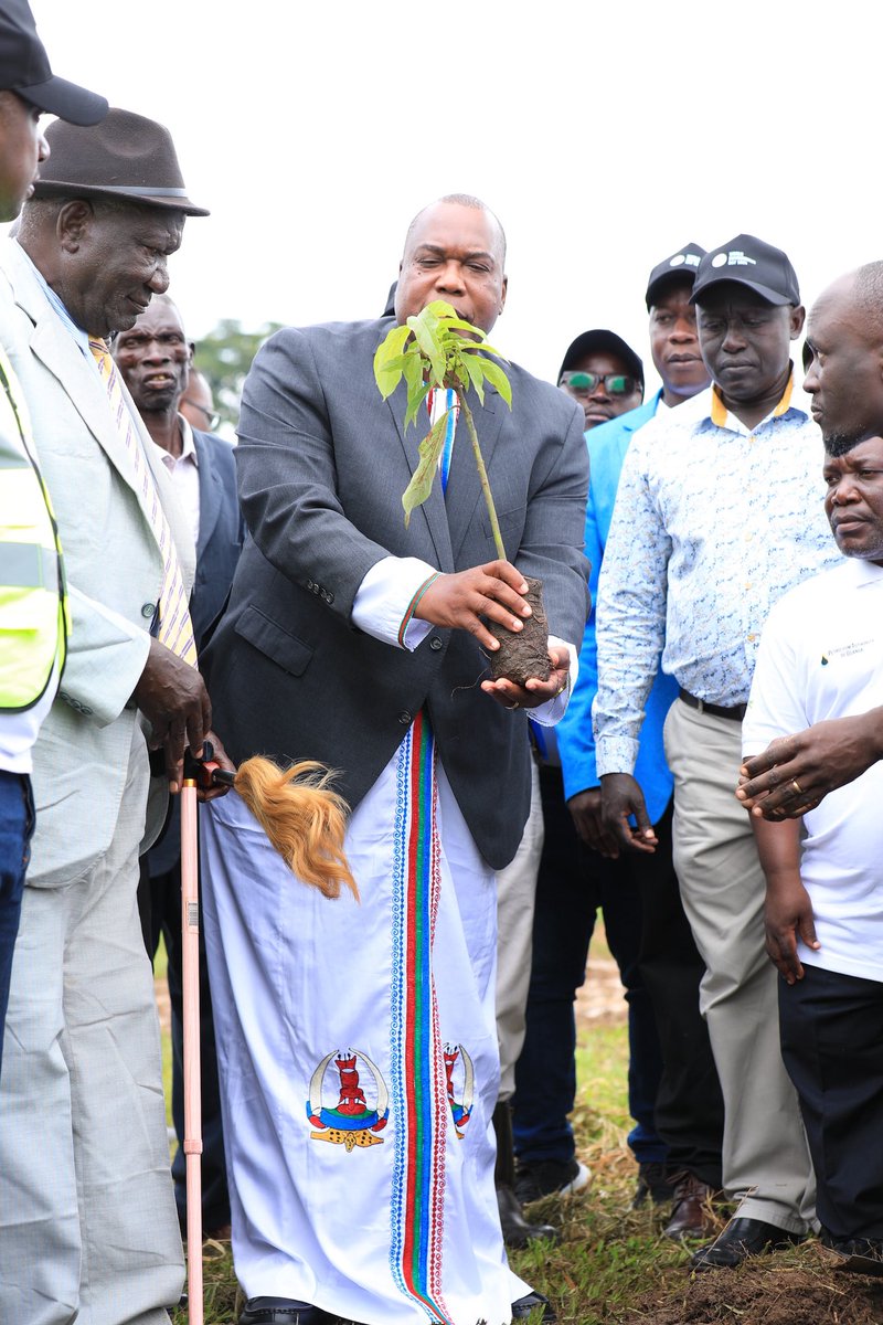 PAU_Uganda's tweet image. Happening Now:
Day 2 of the Annual Joint Oil &amp;amp; Gas Sector #WorldEnvironmentDay Celebrations is underway in Nwoya District!

@PAU_Uganda, alongside partners @TotalEnergiesUG @CNOOCUgandaLtd @UNOC_UG @EACOP_ @MEMD_Uganda and @nemaug, is participating in a range of impactful