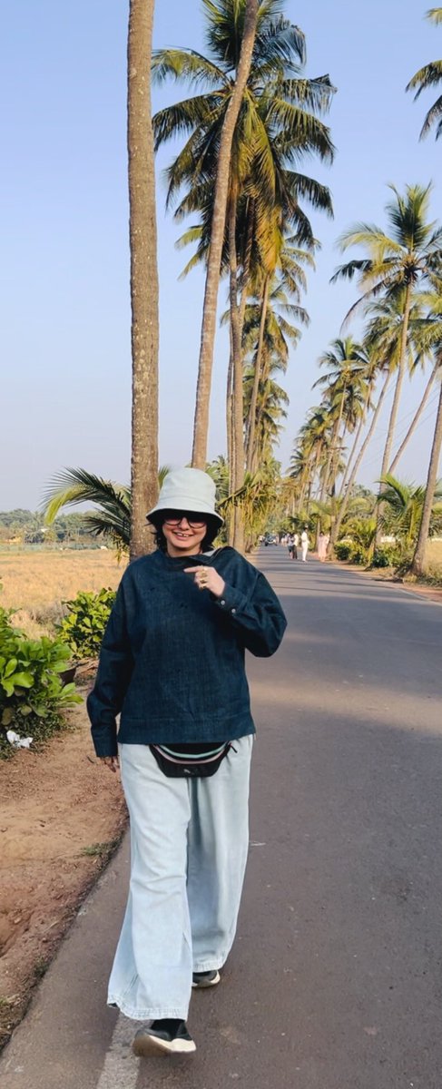 Always up for a sunny getaway #manisharanawat