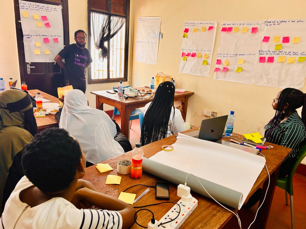 pwaniteknowgalz's tweet image. Co-design in action!  We believe our alumnae are co-creators, not just beneficiaries. From shaping curriculums to guiding program direction, their  lived experiences and challenges inform our programs.

#WomenInTech #CoDesign #Tech4Livelihoods