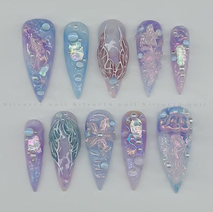 violet✧*｡ tweet media