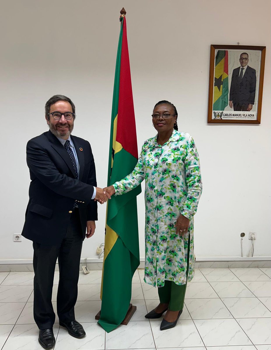 UNOPS_Chief's tweet image. Access to education #SDG4 multiplies all #SDGs. In my meeting w/ Minister of Education of São Tomé e Príncipe, Isabel Viegas de Abreu, I was glad to learn key pillars of policy reforms and discuss potential collaboration with @UNOPS on rehabilitation and construction of schools.