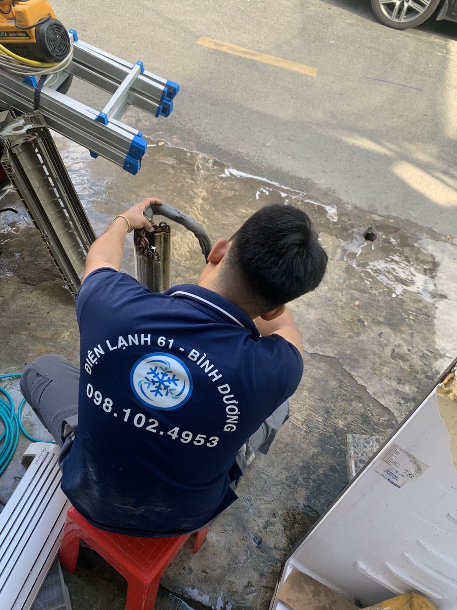 Dienlanh61's tweet photo. Dịch Vụ Vệ Sinh Máy Lạnh Tại Thuận An Chuyên Nghiệp Của Điện lạnh 61
https://t.co/EwlOegcLM2 https://t.co/klHZQLgN1I