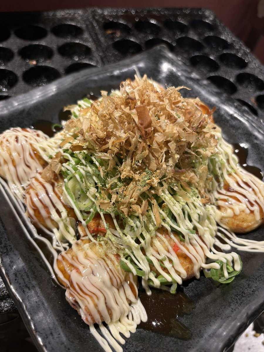 HEY! お待ちぃ！
たこ焼きグラビア
"ソースネギマヨ2人前"
