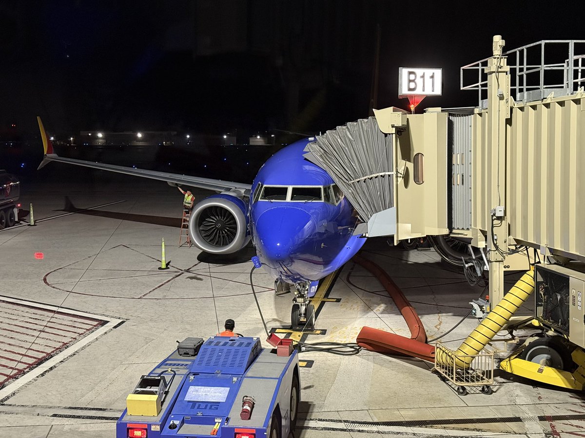 On the way to Houston for #SWATKats at <a href="/AnimeMatsuri/">Anime Matsuri</a> / #AM2025 / #AnimeMatsuri 🛫