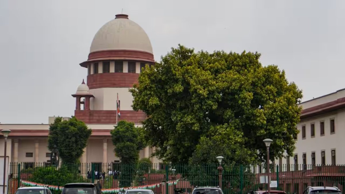 COMING UP AT 5:00 PM | BIHAR VOTER ROLL REVISION ROW: 

SC raises "serious doubts" over Election Commission completing the Bihar voter role revision within the stipulated timeline. The top court asks the poll body to consider Aadhaar, voter ID and ration cards for verification.