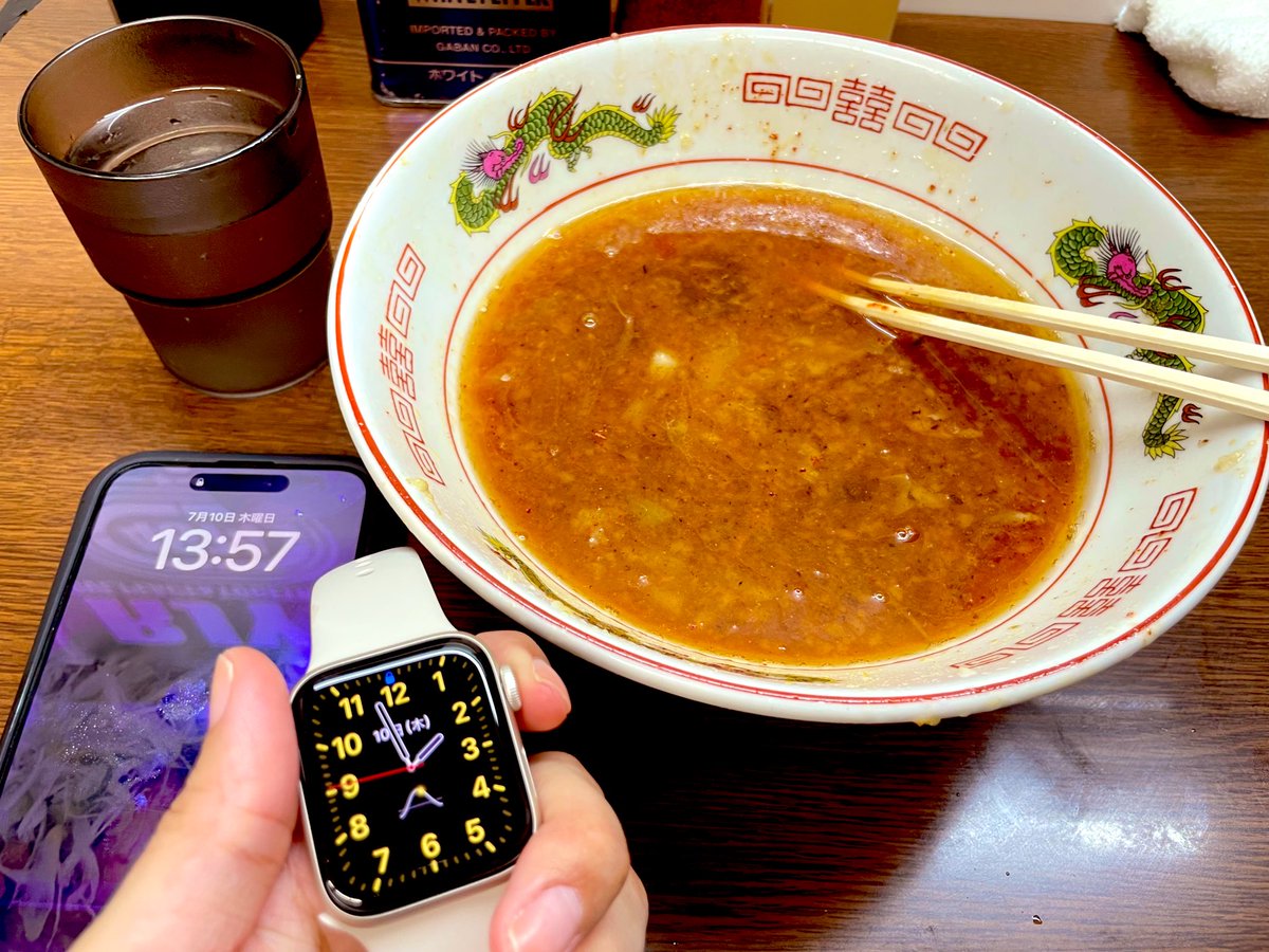 leoma4ma4's tweet image. 今日はお休みいただいて、二郎食べてから病院2軒はしご🍜💉期日前投票してきたヨォ🫶 #二郎 #関内二郎 #二郎に行ってから投票に行こう #投票証明書かっこよ #去年のは地味だったのに今年はどうした #お腹いっぱいになる量の薬 #今日の関内は奇跡的 #7分完食SUSURU選手の真似