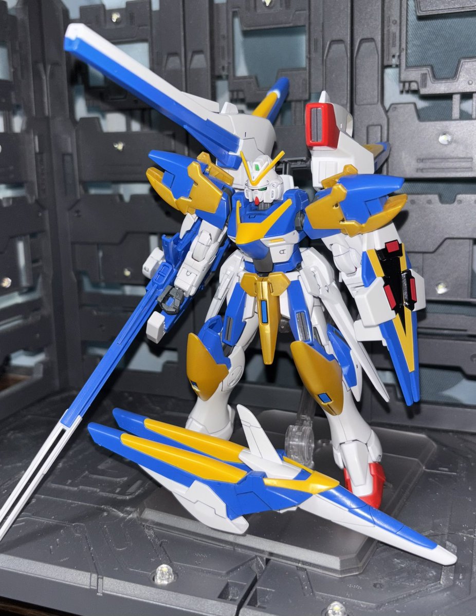 Hideyan021981's tweet image. 宇宙世紀最強機体‼️
V2アサルトバスターガンダム完成❣️👏
#ガンプラ #めこ丸隊 #みりプラ
#ガンプラ好きとつながりたい
#Vガンダム #V2アサルトバスター