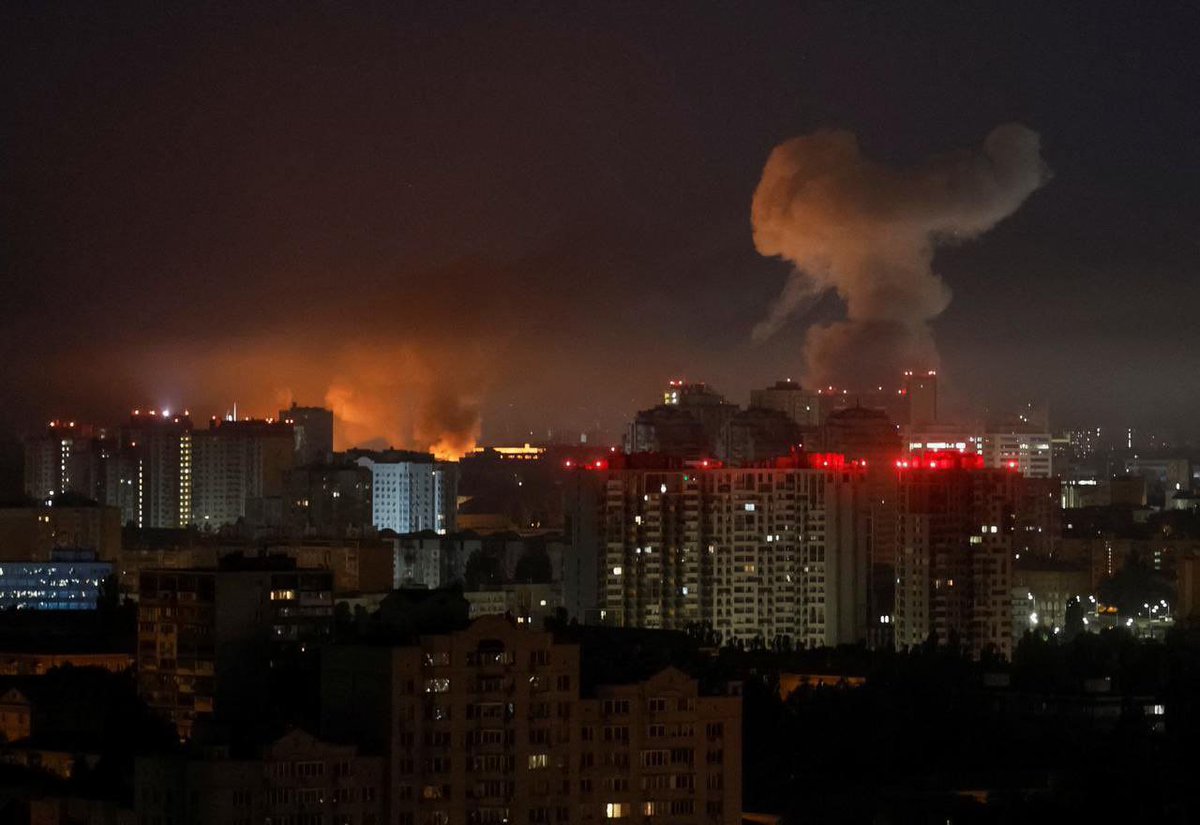 ANTS_NGO's tweet image. ❗ Terrifying escalation in Kyiv tonight
russia launched ~400 drones and 18 missiles
putin is leveraging terror — not diplomacy.