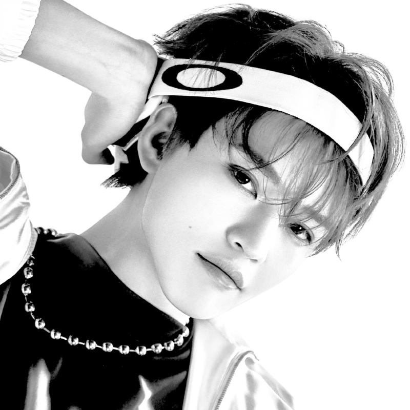 NCTDREOAM's tweet photo. This is NCT DREOAM, reporting from the future! One piece is still missing— Chenle, where you at? We’re jumping timelines, but we can’t move forward without you. Also calling all OAs and SQs out there. Feel free to reply if you’d like to be friends! And RTs are deeply appreciated.