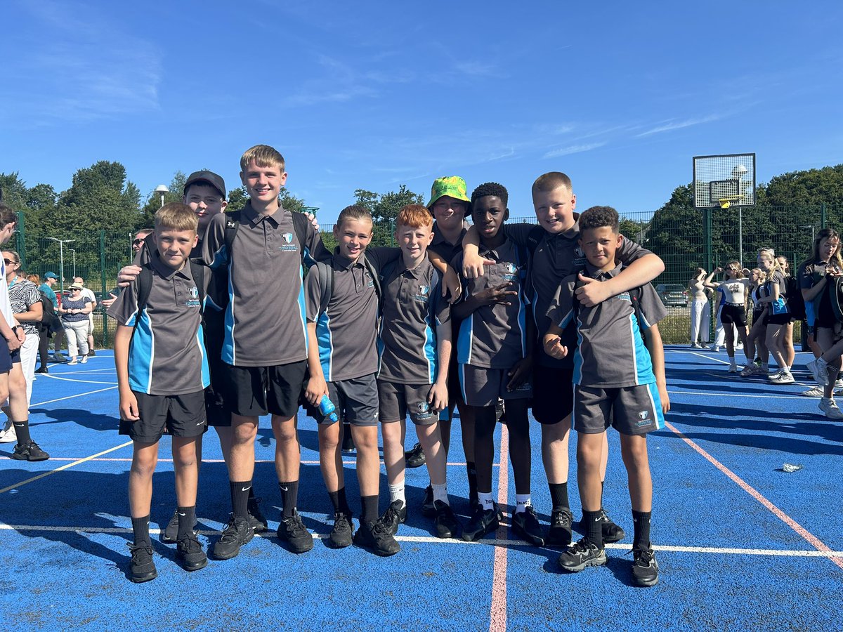 Rhys Dunn (@mrdunnhss) on Twitter photo Da iawn 7RHD for your excellent efforts during the sponsored walk! ππ» βοΈ β°οΈ <a href="/TCS_HWB/">Health & Wellbeing</a> <a href="/TonyrefailCS/">Tonyrefail Community School</a> <a href="/tonmiddleschool/">TonMiddleSchool</a>
#wellbeing #year7 #feelinggood #tonyrefail Da iawn 7RHD for your excellent efforts during the sponsored walk! ππ» βοΈ β°οΈ <a href="/TCS_HWB/">Health & Wellbeing</a> <a href="/TonyrefailCS/">Tonyrefail Community School</a> <a href="/tonmiddleschool/">TonMiddleSchool</a>
#wellbeing #year7 #feelinggood #tonyrefail