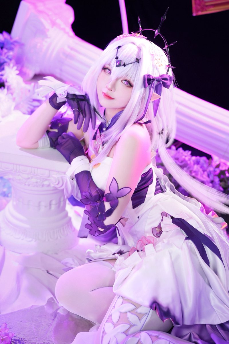 Rynna0809's tweet image. See you this weekend at Nijigen Expo Midvalley! Can’t wait to meet you all~ Merch Preorder ends tonight! 🫶💕 Cosplan will be announced on my ig channel soon~
#castorice #cosplay #cosplayer #honkaistarrailcosplay