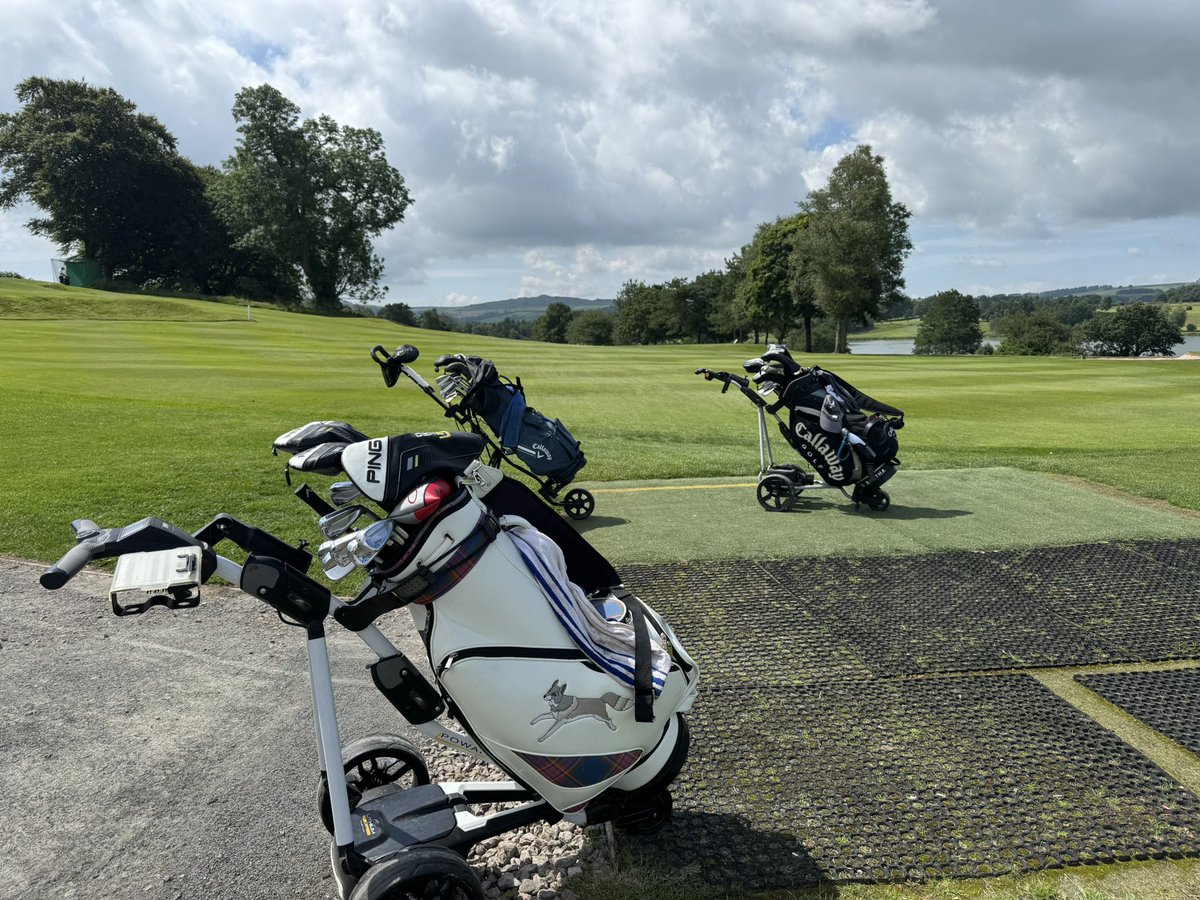 GayleStephen2's tweet image. Lovely day at Lochmaben Golf Club. Not playing just caddying β³οΈ
