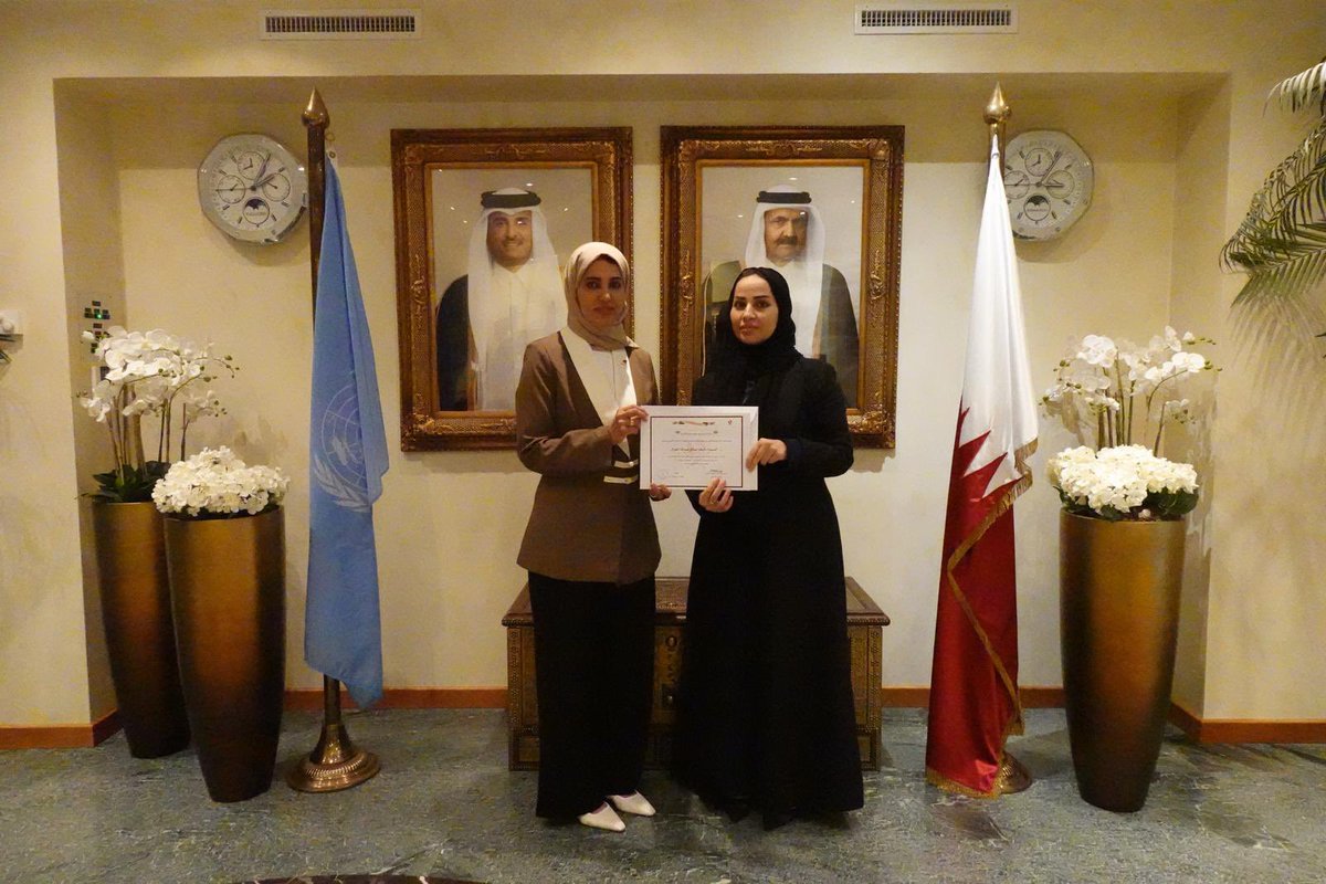 QatarMission_Ge's tweet image. H.E. Dr. Hend Al-Muftah @QatarPR_Geneva, Permanent Representative of the State of #Qatar in Geneva, honored the @MofaQatar_EN trainees who contributed to the coverage of the 59th Session of the Human Rights Council, in recognition of their outstanding efforts.
This recognition…