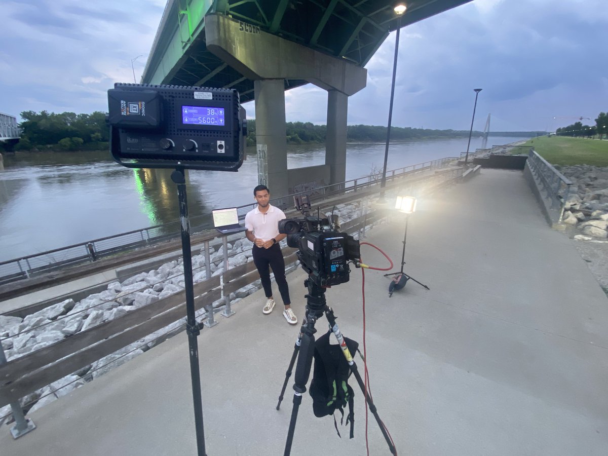 TJH (@thellhake) on Twitter photo .<a href="/marlonmartv/">Marlon Martinez</a> reports from the Missouri River about a visually impaired kayaker, who is paddling his way to <a href="/SaintCharlesMo/">City of Saint Charles, MO</a> w/ an <a href="/Alphapointe/">Alphapointe</a> employee, for the #MR340 <a href="/KansasCity/">Kansas City</a> <a href="/KSHB41/">KSHB 41 News</a> .<a href="/marlonmartv/">Marlon Martinez</a> reports from the Missouri River about a visually impaired kayaker, who is paddling his way to <a href="/SaintCharlesMo/">City of Saint Charles, MO</a> w/ an <a href="/Alphapointe/">Alphapointe</a> employee, for the #MR340 <a href="/KansasCity/">Kansas City</a> <a href="/KSHB41/">KSHB 41 News</a>